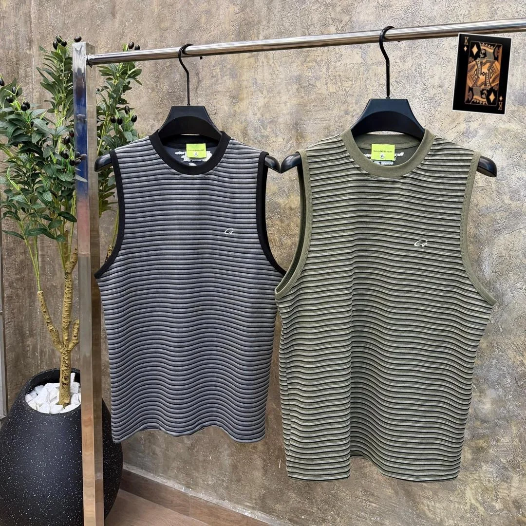 Minimal Ribbed Tank Tops – Clean, Lightweight & Effortlessly Stylish.